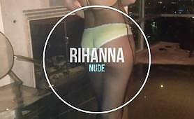 Rihanna - NUDE